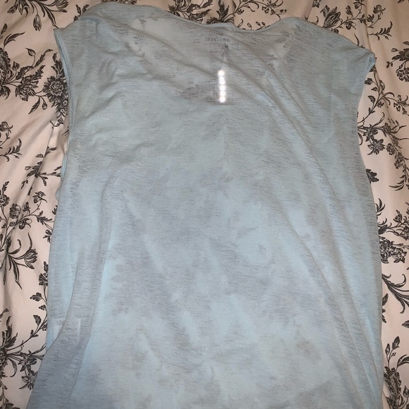 Brand new nike dry fit shirt. - Picture 4 of 4